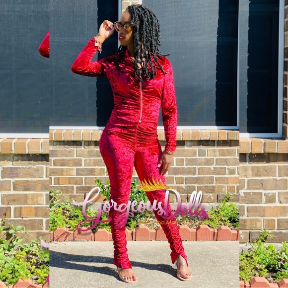 Gorgeous Dolls Velour Scrunch Pants Set - Picture 2 of 2